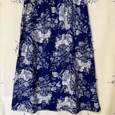 ギャザースカート