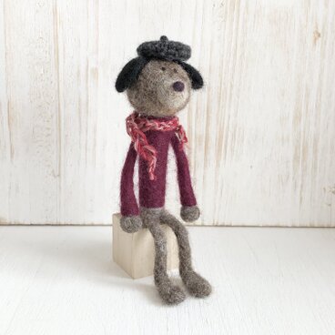 ベレー帽のイヌさん