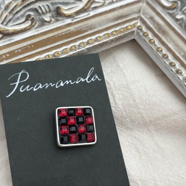 スクエアピンブローチ