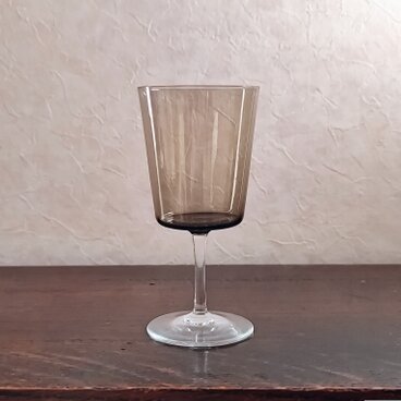 ヴィンテージ　ドイツ製　小さな黒色クリスタルワイングラス　高12㎝　【YG84】　