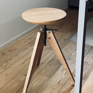 【お好みの高さに調整可能】カウンタースツール