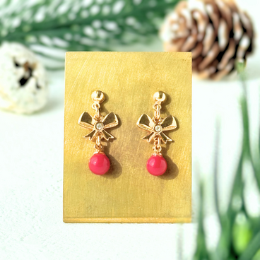 ラス1 5mm リボンと コーラル/珊瑚  K18GP RHP ピアス - petit ribbon