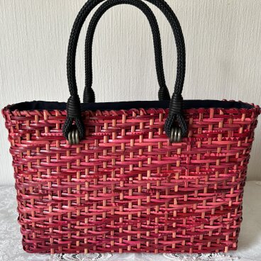 籐の皮籐のバック・段染めワイン色  大・２