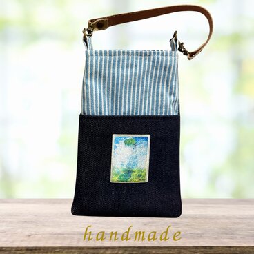 arte｜移動ポケットデニムスマホポーチ（モネ：散歩、日傘をさす女性）送料無料