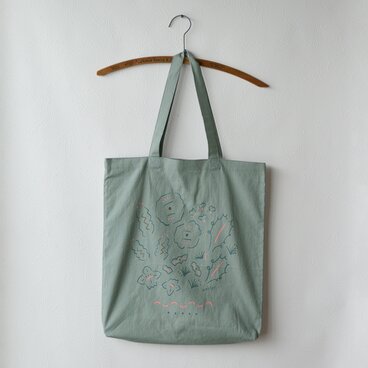 大きめ 肩掛け トートバッグ　aomidori