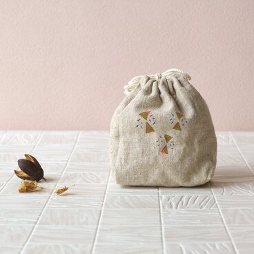 小さめ ミニ巾着 ポーチ　w-sankaku