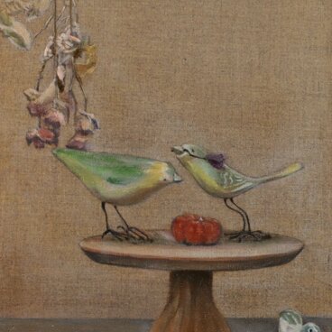 油絵「木彫りの鳥と枯れた実のある静物」