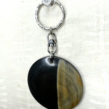 水牛角のキーホルダー(キーリング)4Ｋ