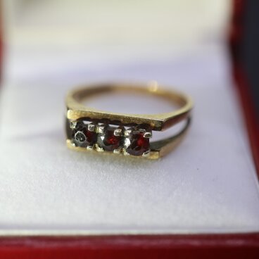 ビンテージ 英国 イギリス 天然 ガーネット ゴールド 9CT 指輪 リング 純金率 375 J192