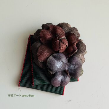 A  249  リボンにプチカメリア