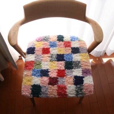 ノッティングチェアマット ホームスパン（手紡ぎ手織り）パッチワークA