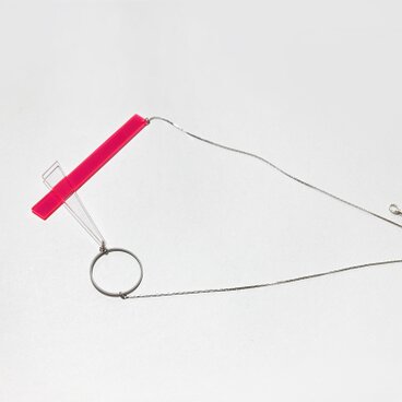 ネオンカラーなアクリルのネックレス