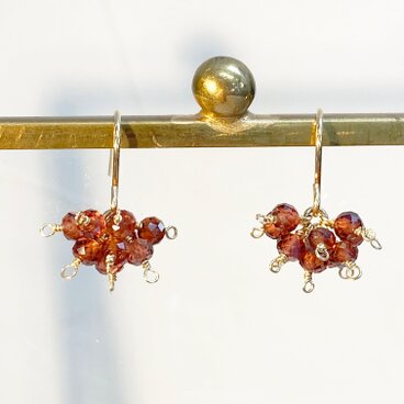 【イヤリング交換可能　ピアス】　スペサルティンアルマンディンガーネット