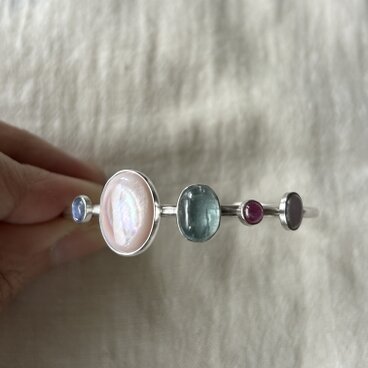 sale 宝石箱のバングル