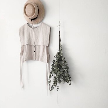 スクエアカラーリネンベスト/ベージュ