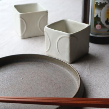 酒器　四角い月