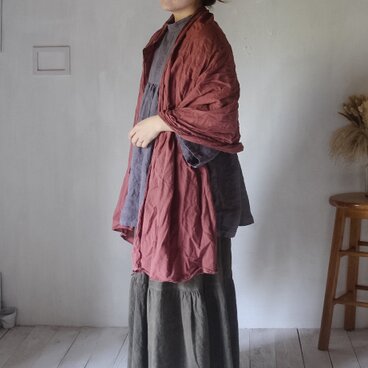 草木のcotton shawl / 小豆色