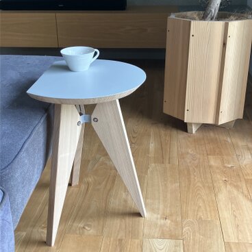 【異素材が織り成すやさしくて強い】メラミン天板サイドテーブル