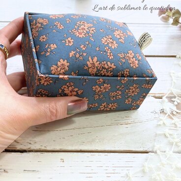 Pom doux petite ＊ リバティ Al And Emの布箱