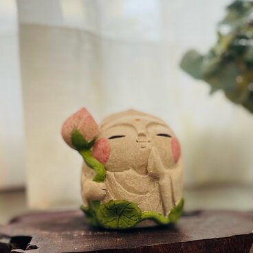 白豆地蔵　蓮の錫杖(蓮の葉の台座)