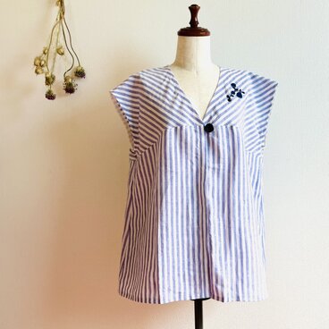 前開きジレ　ライラックカラー