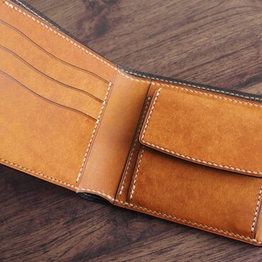 総手縫い│イタリアンレザーマルゴー│2つ折財布│フィエーノ(キャメル)