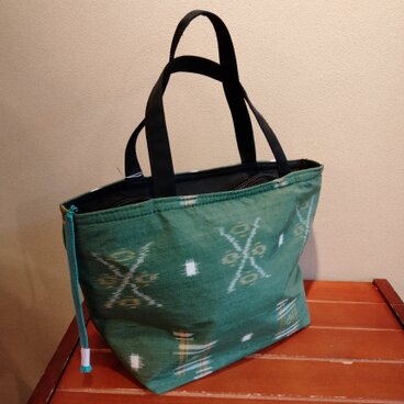 着物　トート型手さげバッグ（小）ファスナー付き