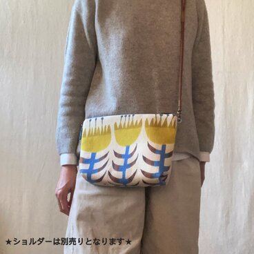 型染め マチありサコッシュポーチ・M「チューリップ畑」