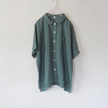 リネンのひじ丈ブラウス　渋グリーン