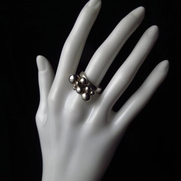 フリーサイズ・シルバーリング