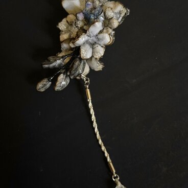 夜想花イヤークリップ4