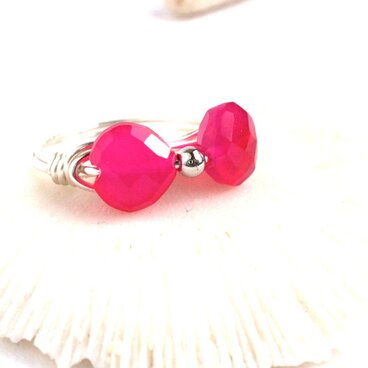 フューシャピンクカルセドニー　Ribbon　Wire　Ring