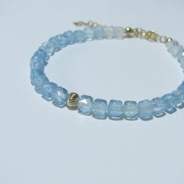 14kgf*【3月誕生石】キューブアクアマリンのブレスレット