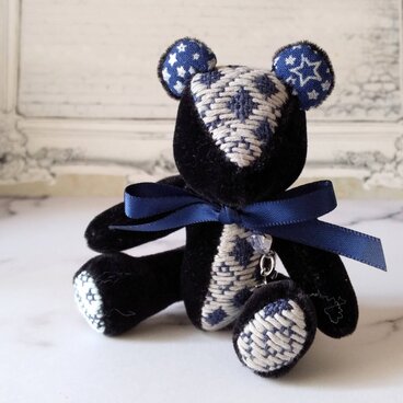 こぎん刺しのテディベアS 総刺しこぎんクマ　星に願いを。