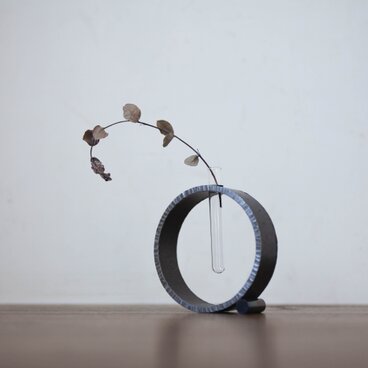 アイアン 一輪挿し【鉄とガラスの余白】