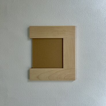 ホワイトシカモア無垢材を天然オイルで仕上げたフォトフレーム