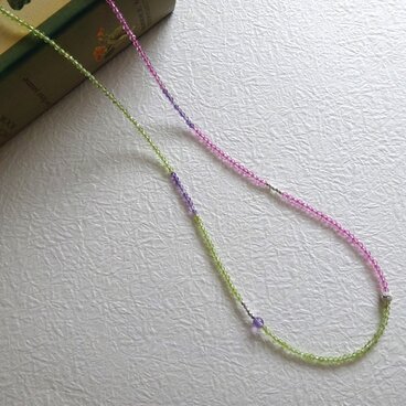 カラフル天然石のロングネックレス2