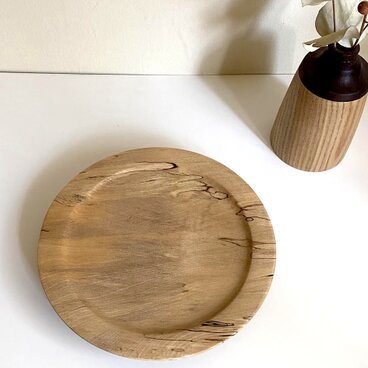 トチのリム皿　Φ18cm　（スポルテッド材）