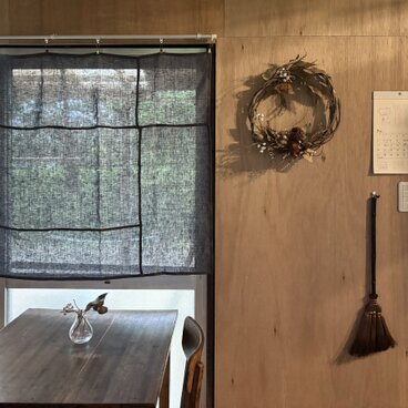 しずく色の午後｜グレーリネンのつぎはぎクロス(90×90cm)