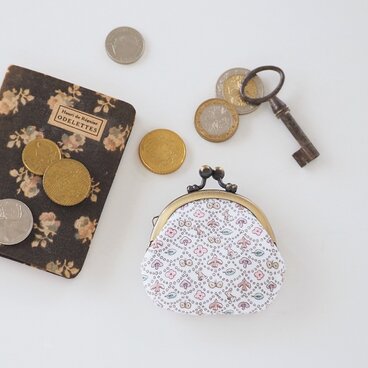 ■リバティプリントの丸型がま口コインケース / フォレストウエーブ■ cloche(lbt-fw)