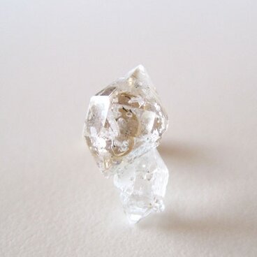 水晶の結晶原石ピアス  twin 14kgf 片耳