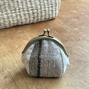 手紡ぎ糸のがま口ポーチ #003