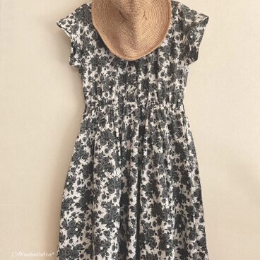 ※ SALE商品です*( ᐛ )و! Liberty Carline Rose フレンチスリーブ•シャツ　ワンピース（大人）