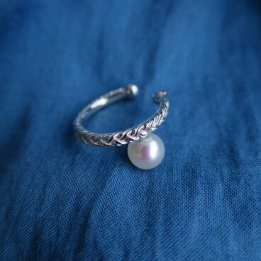 SV Akoya pearl  braids Ear cuff　2