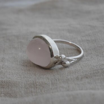 巴旦杏〜希望に満ちる〜変容のメタモルフォシスとアーモンド