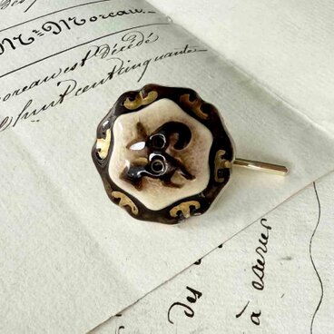 フランスアンティークボタンポニーテールフック／陶器・馬デザインボタン