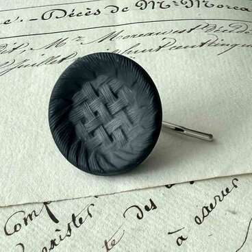 フランスアンティークボタンポニーテールフック／籠目網代模様ボタン