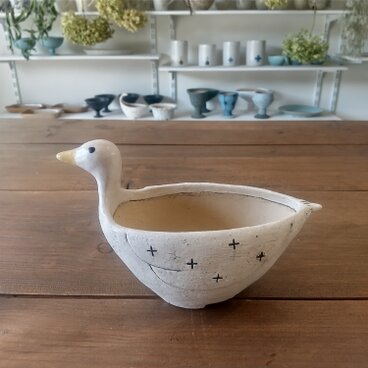 アヒルの植木鉢A（中サイズ）