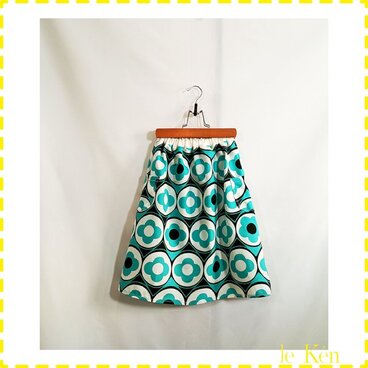 [62]	la jupe imprimée MQ [キッズ商品]