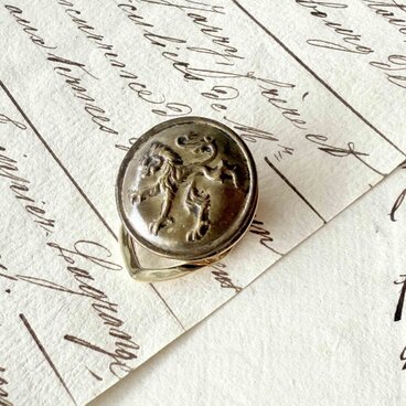 フランスアンティークボタンスカーフ留め／１9００年初頭メタル紋章ボタン